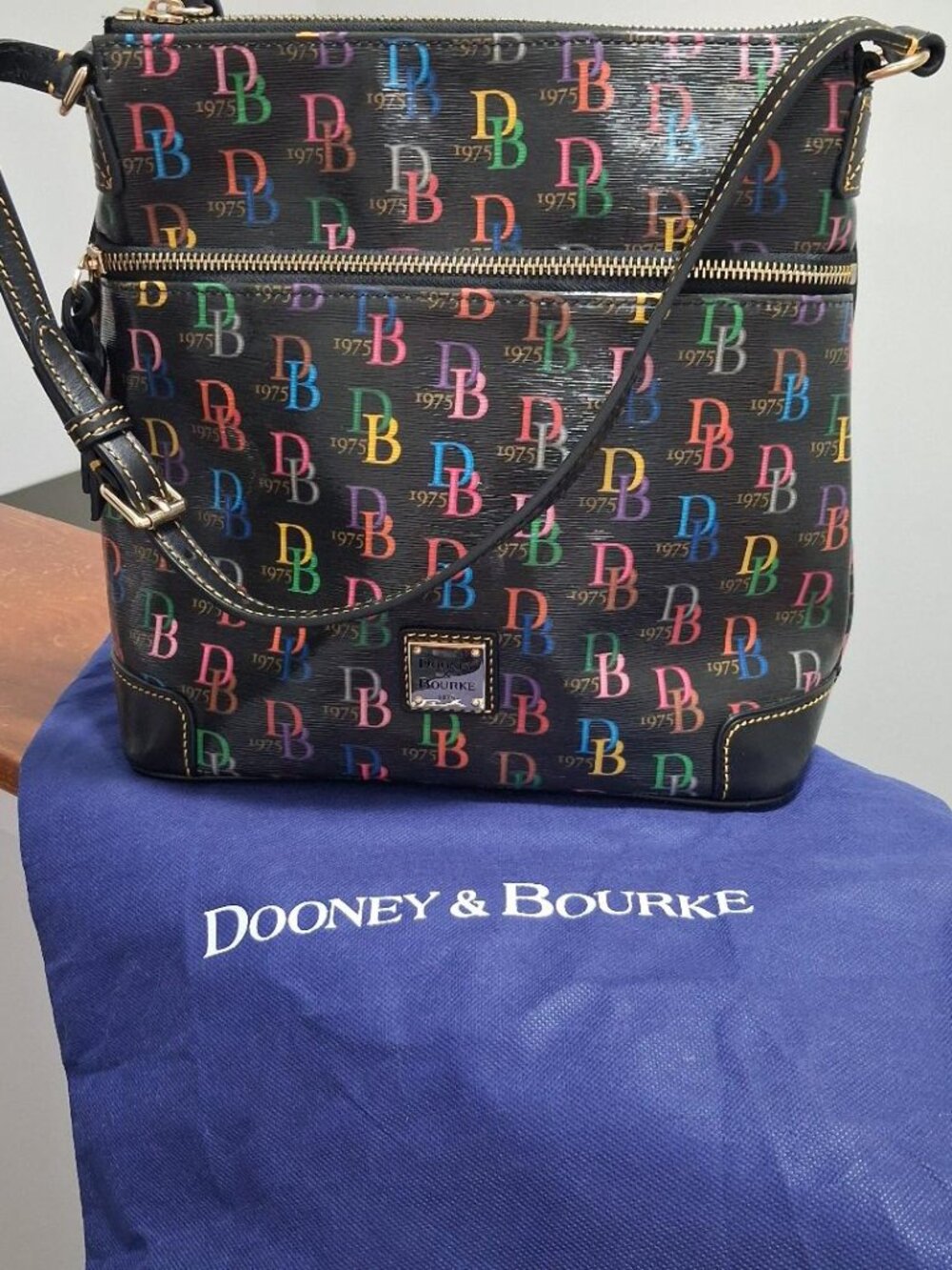 Dooney & Bourke DB75 Multi-Colored Crossbody**  (read description)